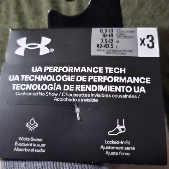 Under Armour White and Gray Athletic Socks with Moisture-Wicking - Picture 2 of 4